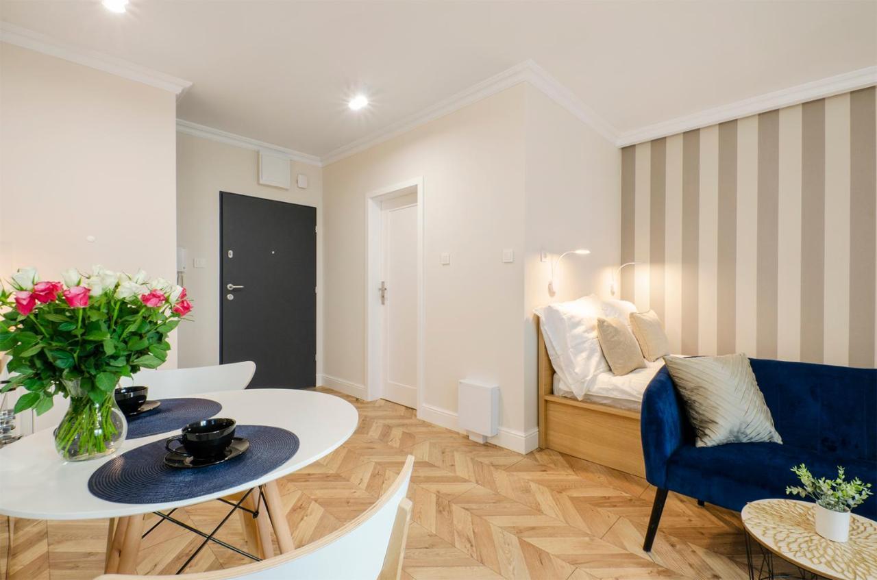 Sky Home- Blue Apartament -Manufaktura, Bezplatny Parking, Klima, Dostep Na Kod وودج المظهر الخارجي الصورة